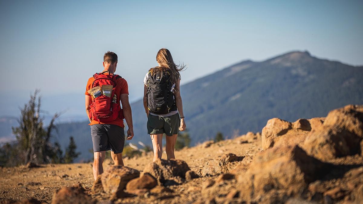 Article Cards Featured Image trail mix couple hiking