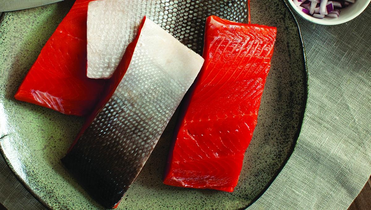 healthiest types of salmon salmon fillets hero