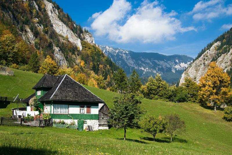 high altitude living house in mountains