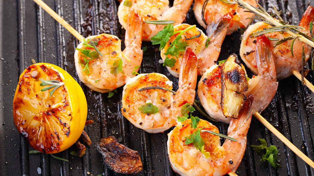 https://www.vitalchoice.com/blog/wp content/uploads///how to grill shrimp x