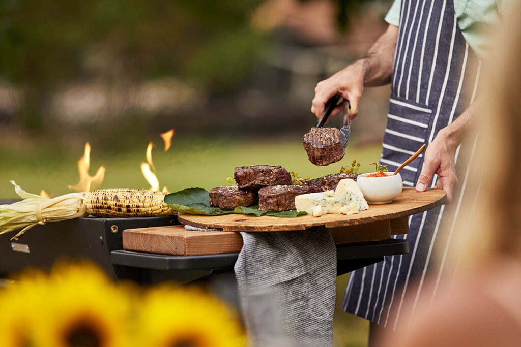 https://www.vitalchoice.com/blog/wp content/uploads///how to cook steak grilling steaks x