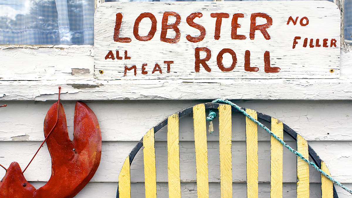 Consider the Lobster Roll: A Look Inside the Bun | VitalChoice Blog